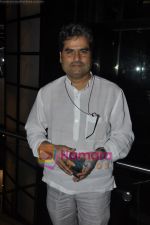 Vishal Bharadwaj at Odyssey Ghazal Symphony in Sahara Star, Mumbai on 7th Dec 2010 (3).JPG